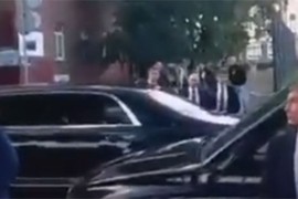 Putin zaustavio kolonu da porazgovara sa ljudima