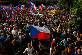 Oko 70.000 ljudi u Pragu protestovalo protiv vlade, EU i NATO