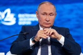 Putin: Sankcije posljedica opadanja dominacije SAD