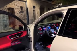 Pogledajte kako izgleda unutrašnjost novog Mercedes-Benz GLC noću
