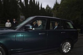 Princ Vilijam, Endrju i Edvard stigli u zamak Balmoral