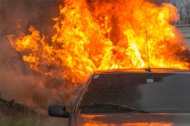 Banjalučanin prijavio brata da ga je išamarao i zapalio mu auto