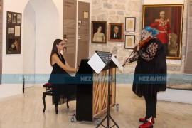 Klavir i viola oduševili Trebinje
