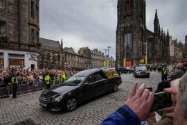 Kovčeg sa tijelom kraljice Elizabete II stigao u Edinburg