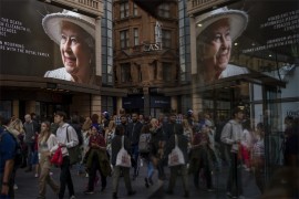 Tajna crvene kutije kraljice Elizabete II