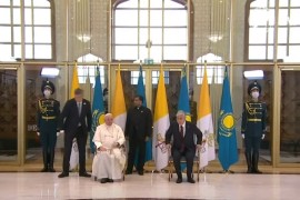 Papa Franjo stigao u Kazahstan