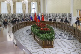 Sastali se Putin i Si