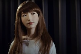 Naučnici u Japanu uče robota smislu za humor