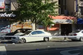 Žena preživjela pad dizalice na njen auto