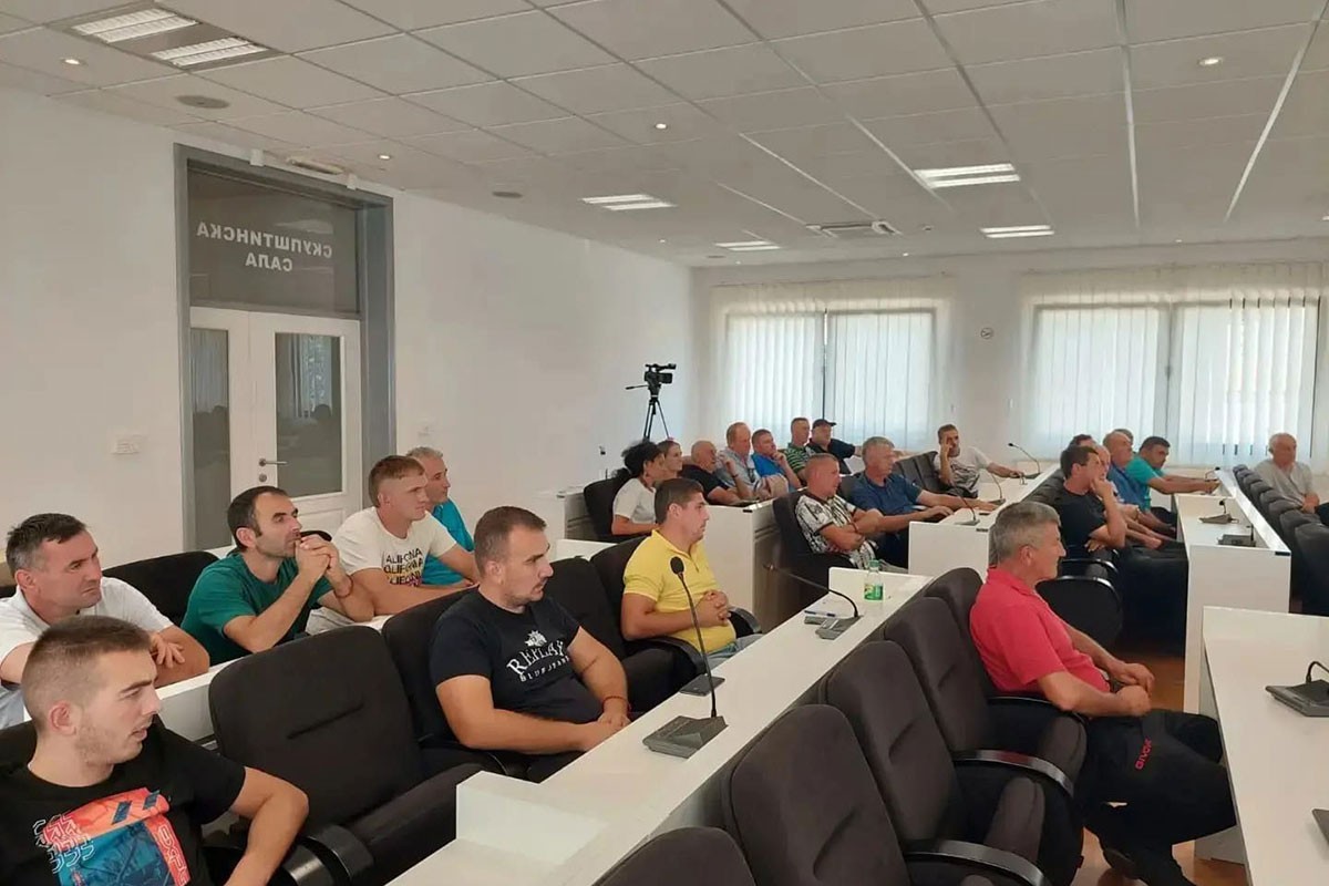 Poljoprivrednicima u Bileći predstavljen program podrške Mađarske