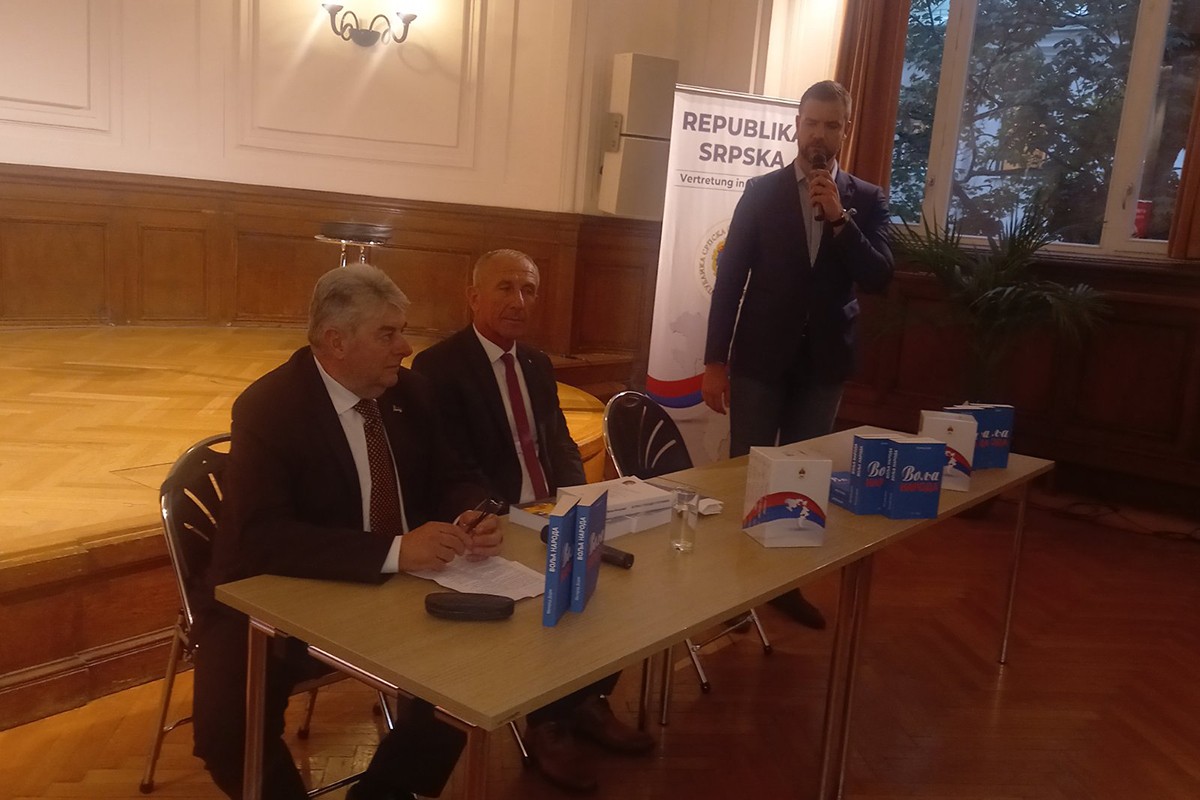 Knjiga "Volja naroda" predstavljena u Beču