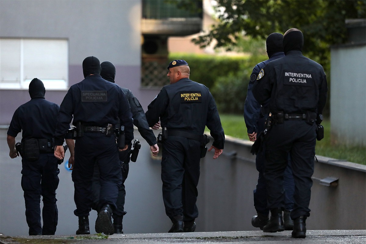 Mediji: Duge cijevi i fantomke u Zagrebu, uhapšena dva muškarca iz BiH