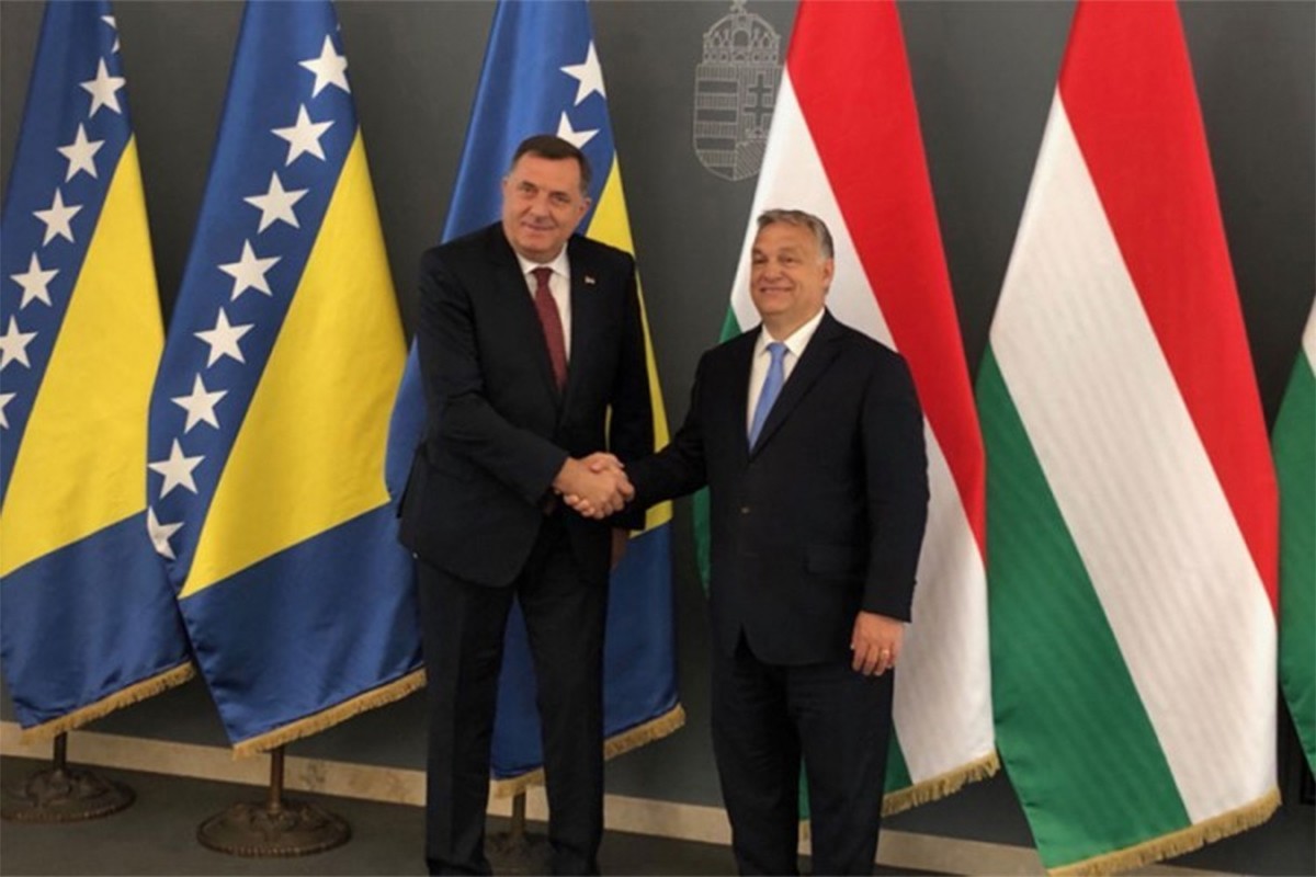 Dodik sa Vučićem i Orbanom u Beogradu