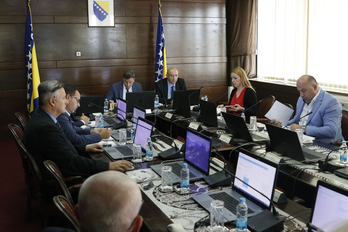 Vlada FBiH dočekuje izbore u tehničkom mandatu - četiri godine poraza demokratije