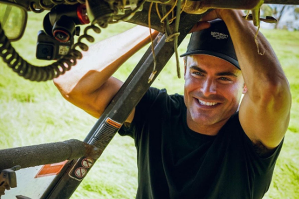 Zak Efron otkrio da li je imao plastične operacije