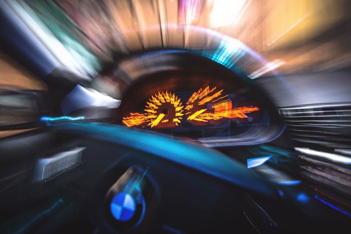 Vozio 100 km/h brže od ograničenja, opravdanje će vas nasmijati