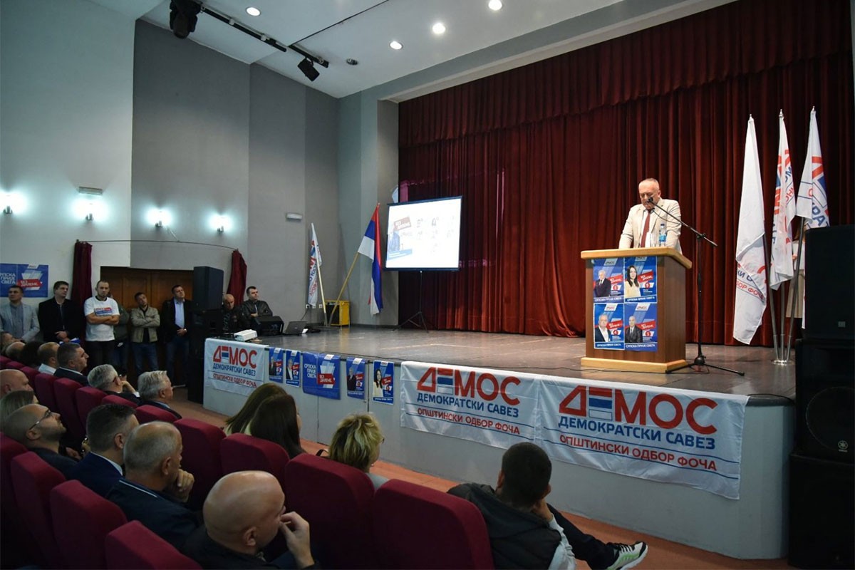 Tribina u Foči: Fokus DEMOS-a je na razvoju privrede