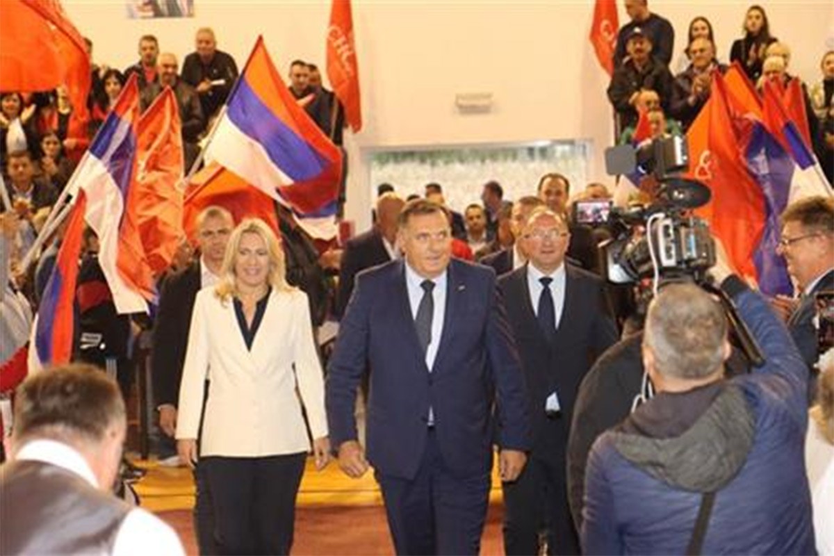 Dodik: Srpskoj potreban snažan lider da odgovori izazovima vremena