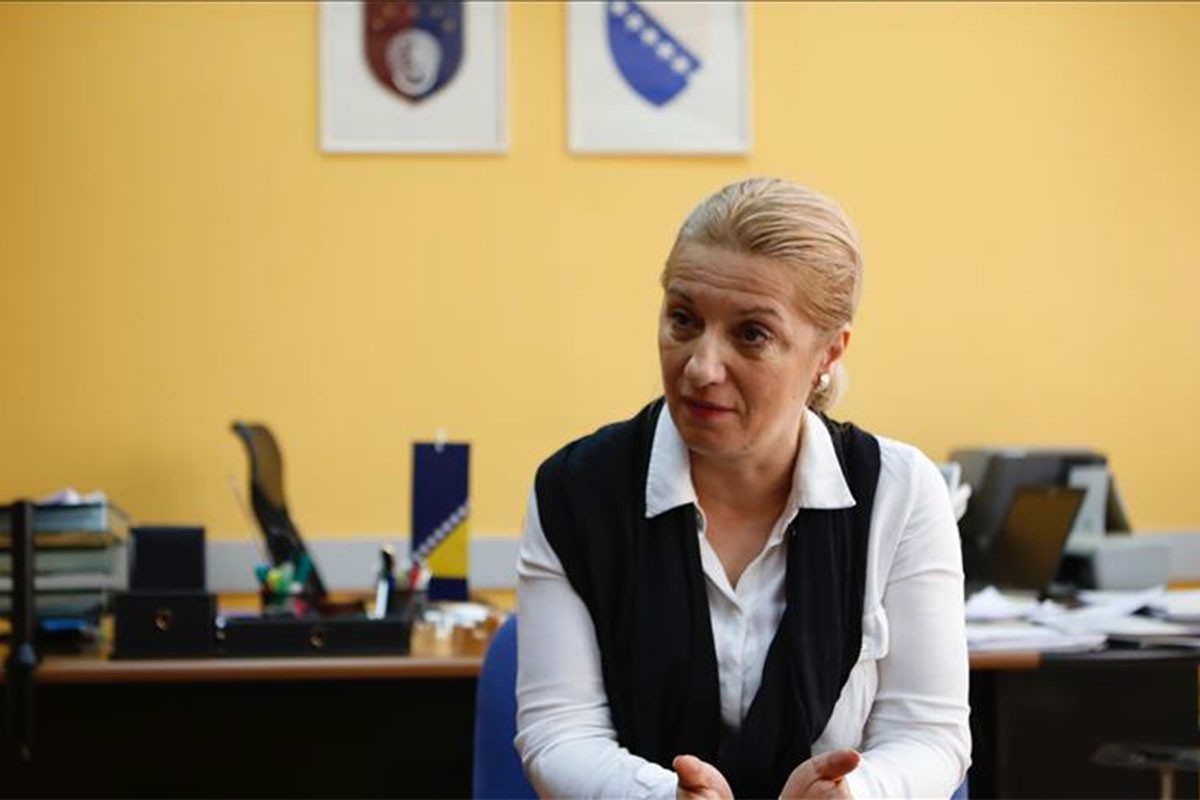 Bivšoj ministarki u Vladi KS dvije i po godine zatvora zbog zloupotrebe položaja