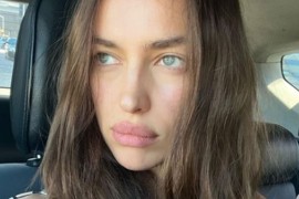 Irina Šajk u bezobraznom korsetu u kom jedva diše