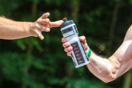 Nekoliko načina kako dobro oprati višekratnu bocu za vodu