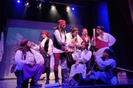 Predstavom "Baš je čar biti gusar" završen festival "Čupava bajka"