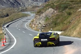 Kupio Bugatti za 5 miliona evra, pa vozio brdsku trku