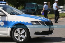 Kedi sletio s puta, vozač prevezen u bolnicu
