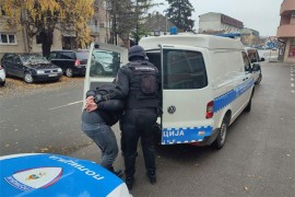 Uhapšenom u akciji "Kelner" uslovna kazna zbog pištolja