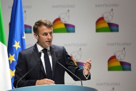 Makron: Mir moguć kada Ukrajina to odluči