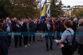 Protest ispred OHR-a u Sarajevu: "Došli smo ovdje da skinemo okove" ...