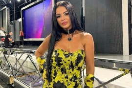 Tina Ivanović objavila fotografiju u bikiniju, atributi u prvom planu