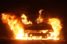 Veliki požar u Zagrebu, oštećeno osam automobila