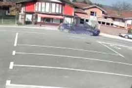 Stravična saobraćajka u Kotor Varošu, motociklista završio na UKC ...