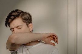 Ako vas muči kašalj probajte ovaj prirodni lijek