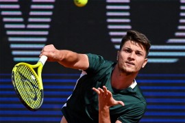 Kecmanović eliminisan u prvom kolu Mastersa u Parizu