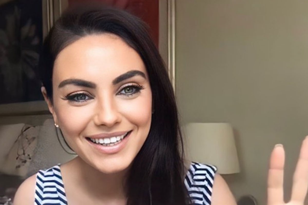 Mila Kunis pokazala svoje adute u mini haljini