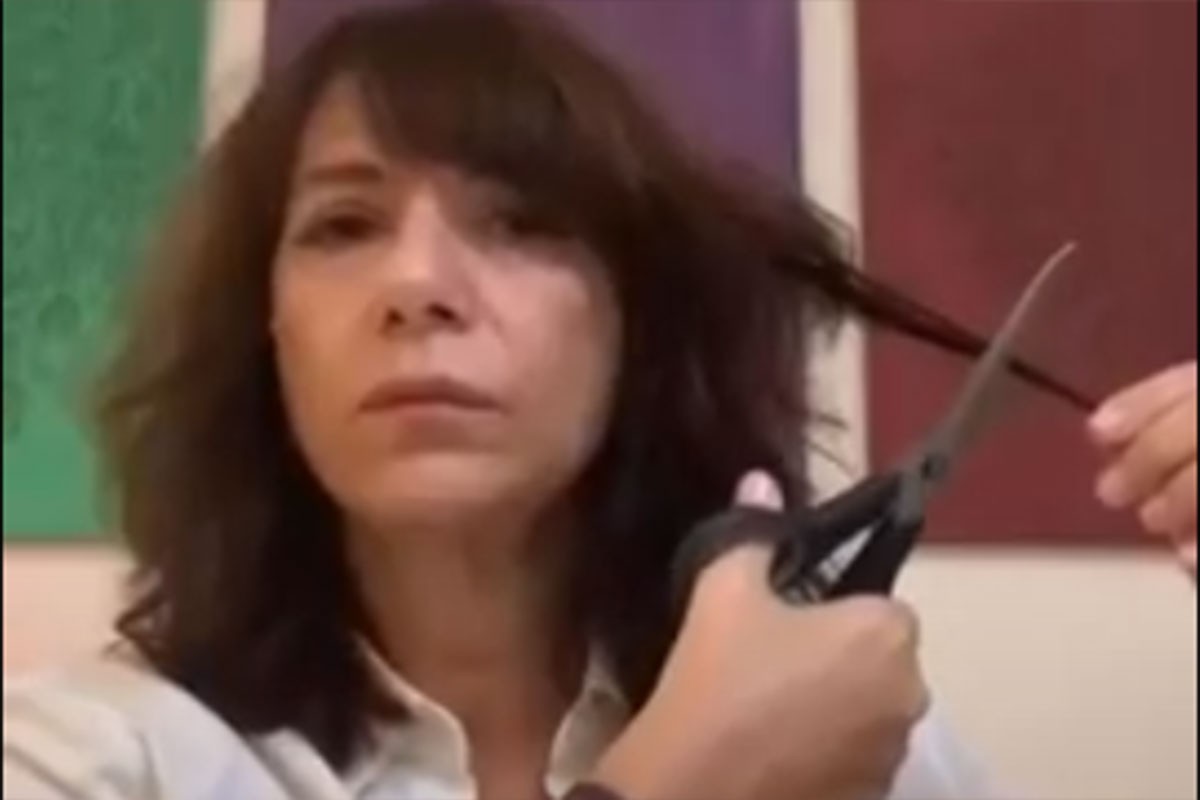 I slavne glumice sijeku kosu u znak protesta zbog smrti Mahse Amini