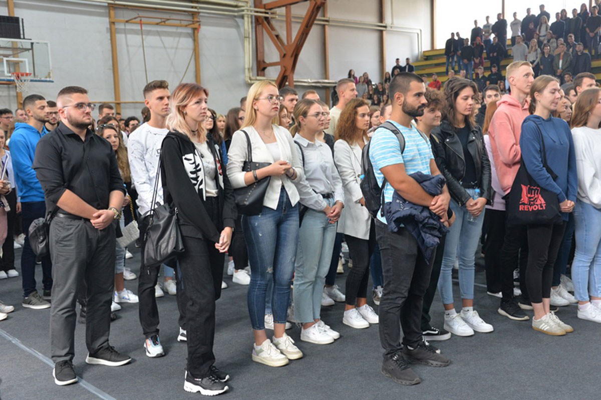 Broj studenata na Univerzitetu u Tuzli rapidno opada