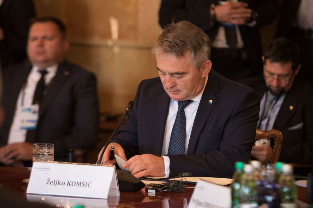 Hoće li Hrvatska proglasiti Željka Komšića nepoželjnim