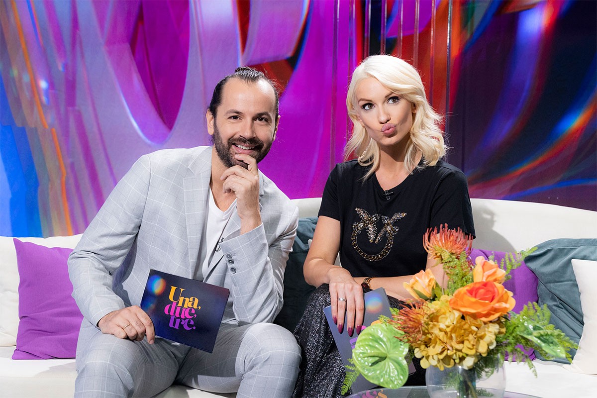 Počinje omiljeni šou "Una, due, tre": Anja Mit i Dušan Kaličanin novi voditeljski par