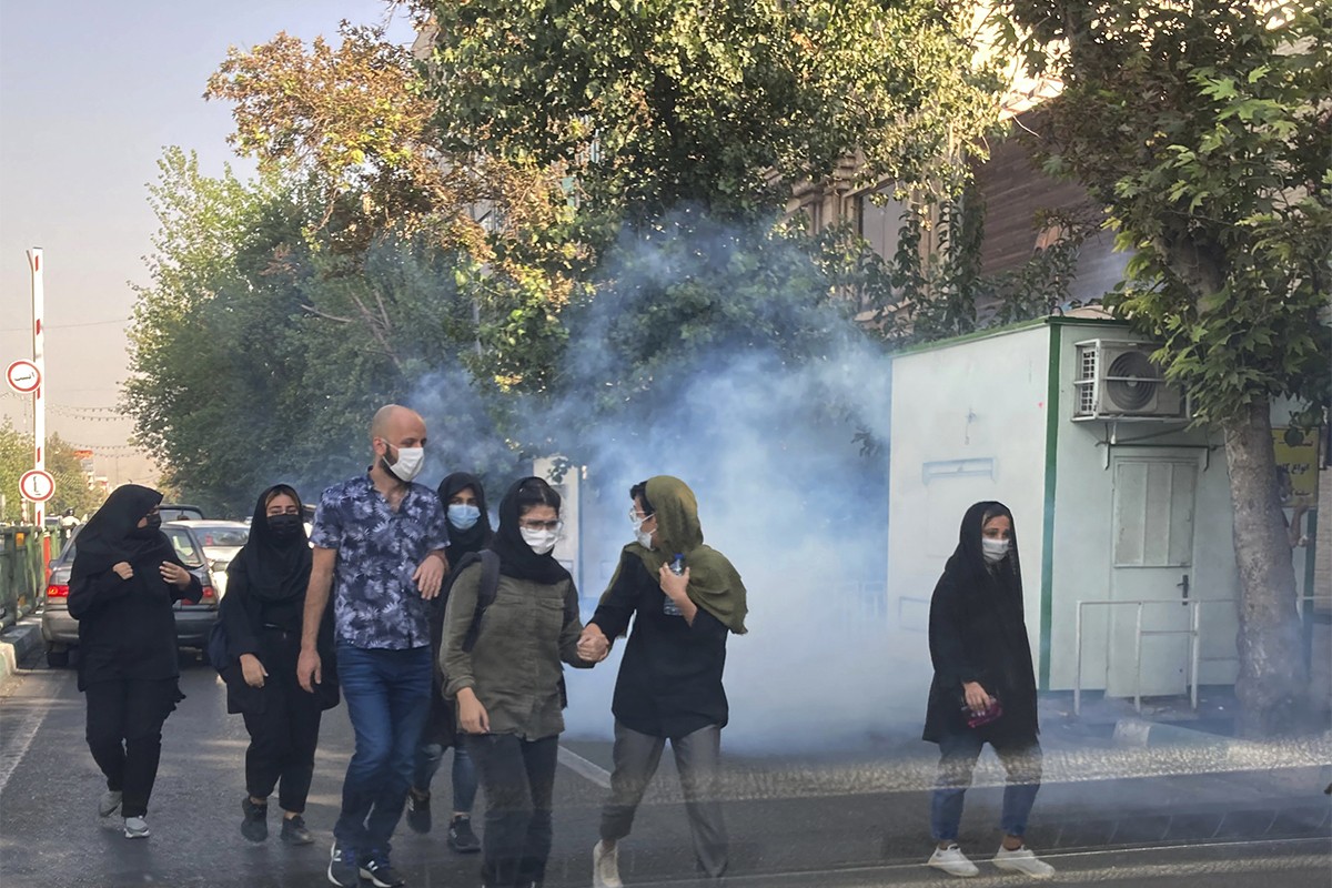 U protestima u Iranu najmanje dvoje mrtvih