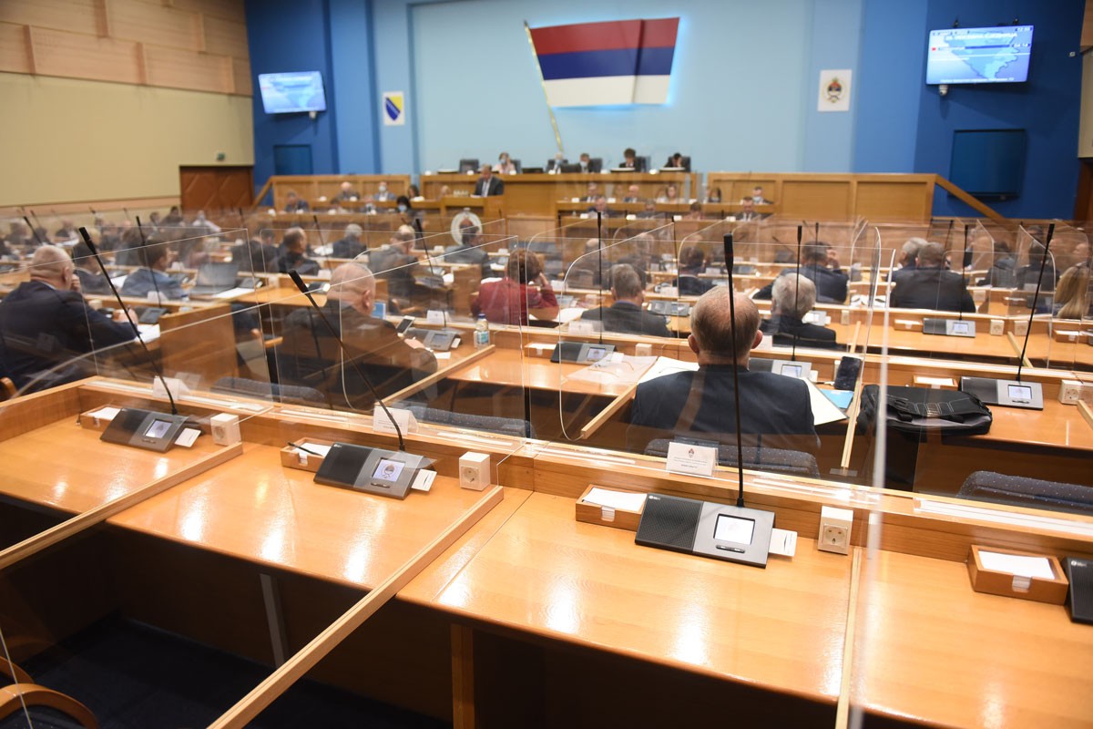 Fotelje u Narodnoj skupštini mnogima nedostižne: 20 partija ispod crte