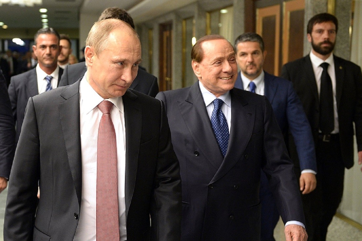 Berluskoni i Putin razmijenili votku i vino