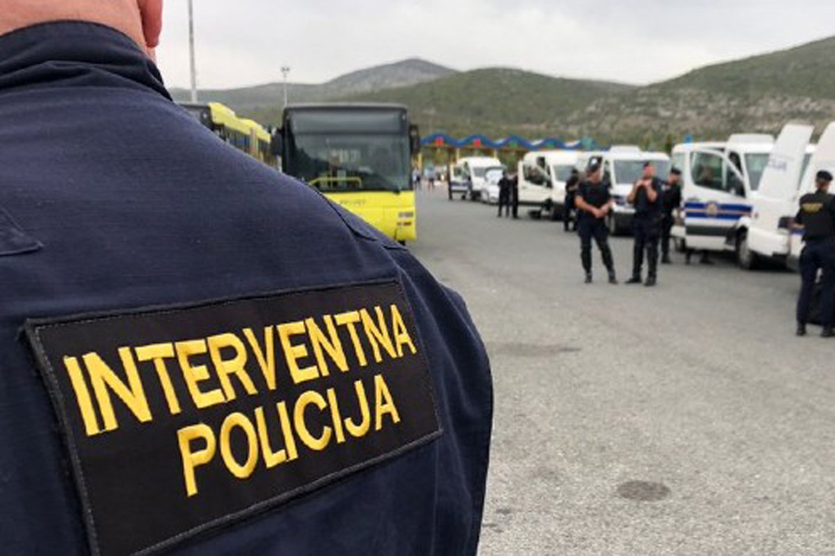 Policija pucala nakon hrvatskog derbija, ima povrijeđenih i privedenih