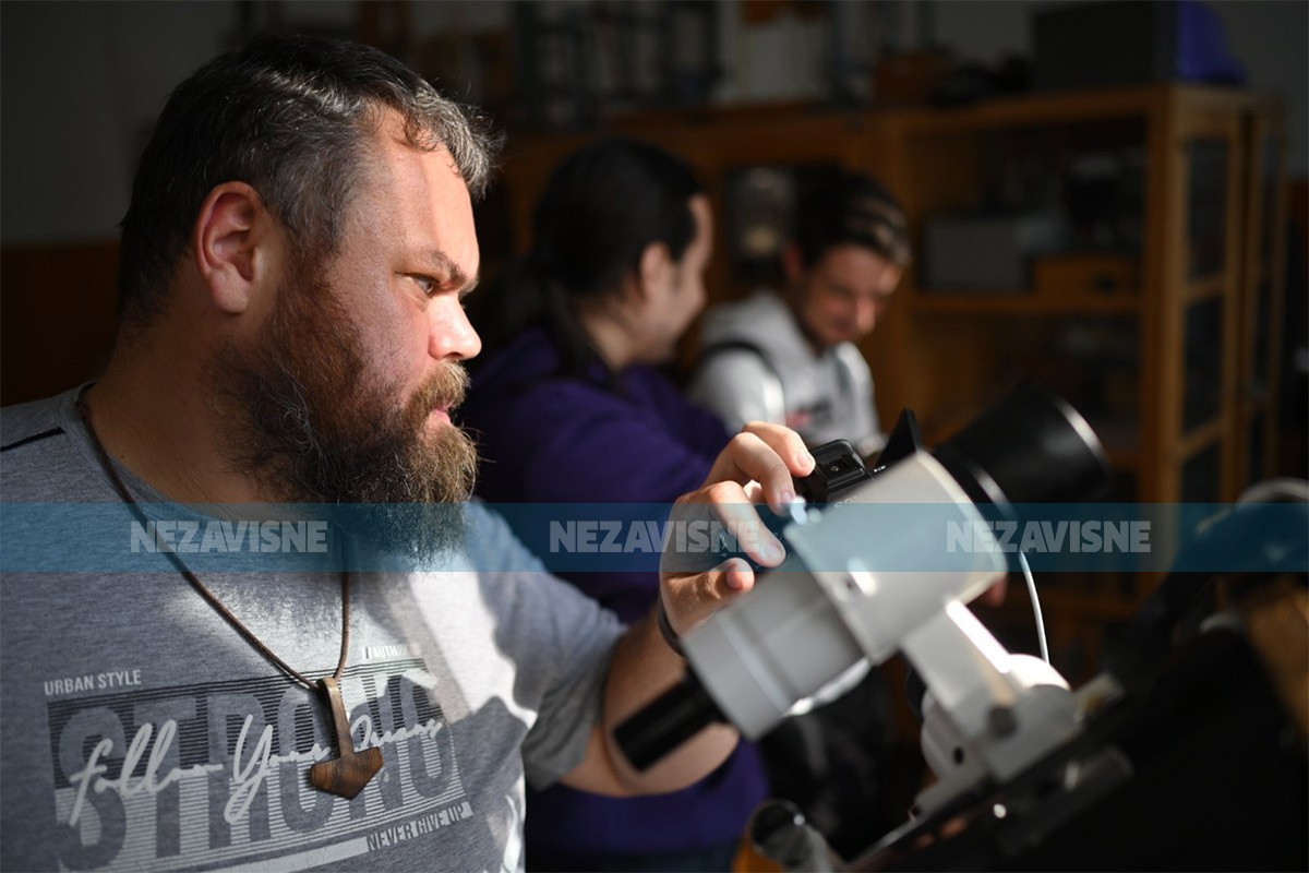 Pogledajte kako je izgledalo pomračenje Sunca u Banjaluci (FOTO/VIDEO)