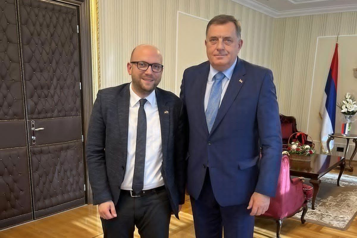 Dodik i Zaracin nakon sastanka prošetali Banjalukom (VIDEO)