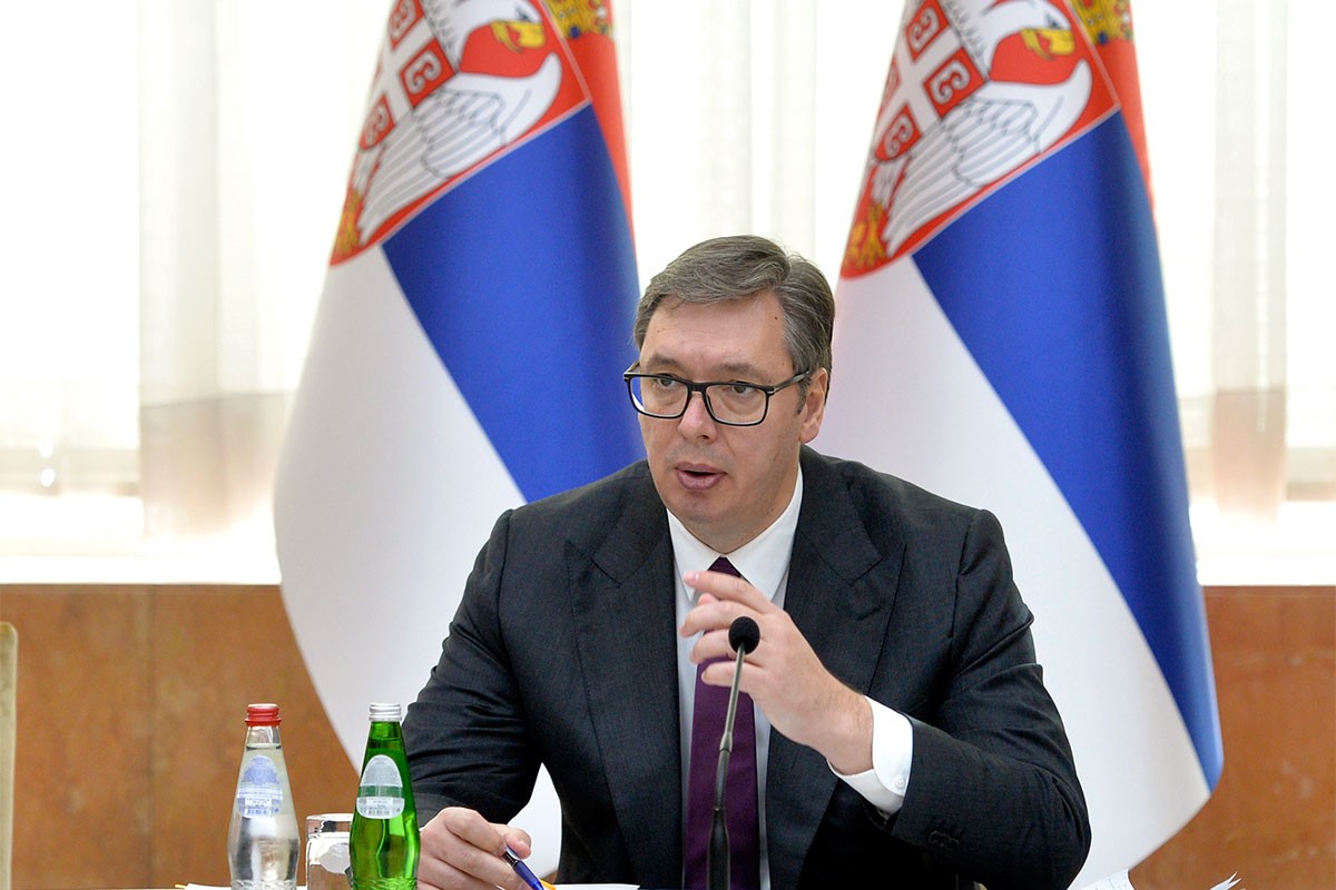 Vučić čestitao Dodiku: Možete da računate na podršku Srbije