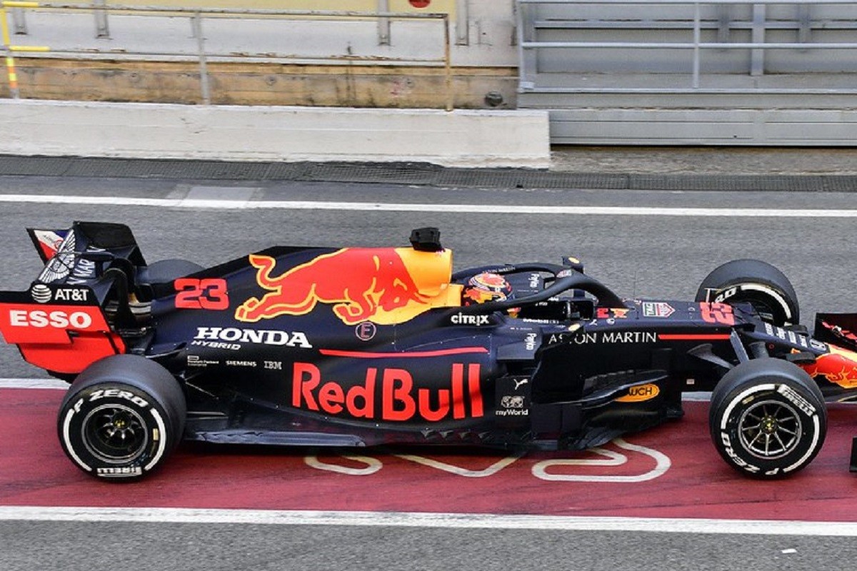 Formula 1 tim, Red Bul, kažnjen drakonski