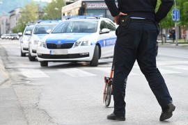 Troje povrijeđenih u sudaru dva automobila i kamiona
